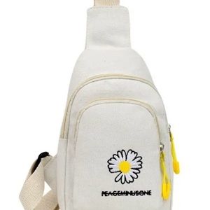 Women’s Daisy Sling Bag Back Backpack ~ White